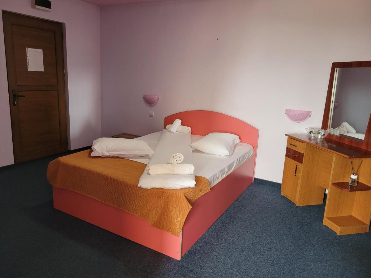 Motel Minerva Tirgu Ocna Exterior photo